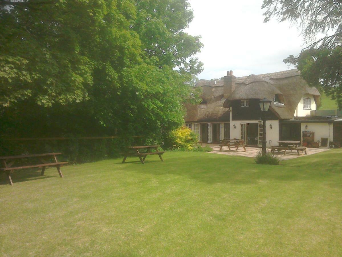 The Crown Inn Alvediston Eksteriør bilde
